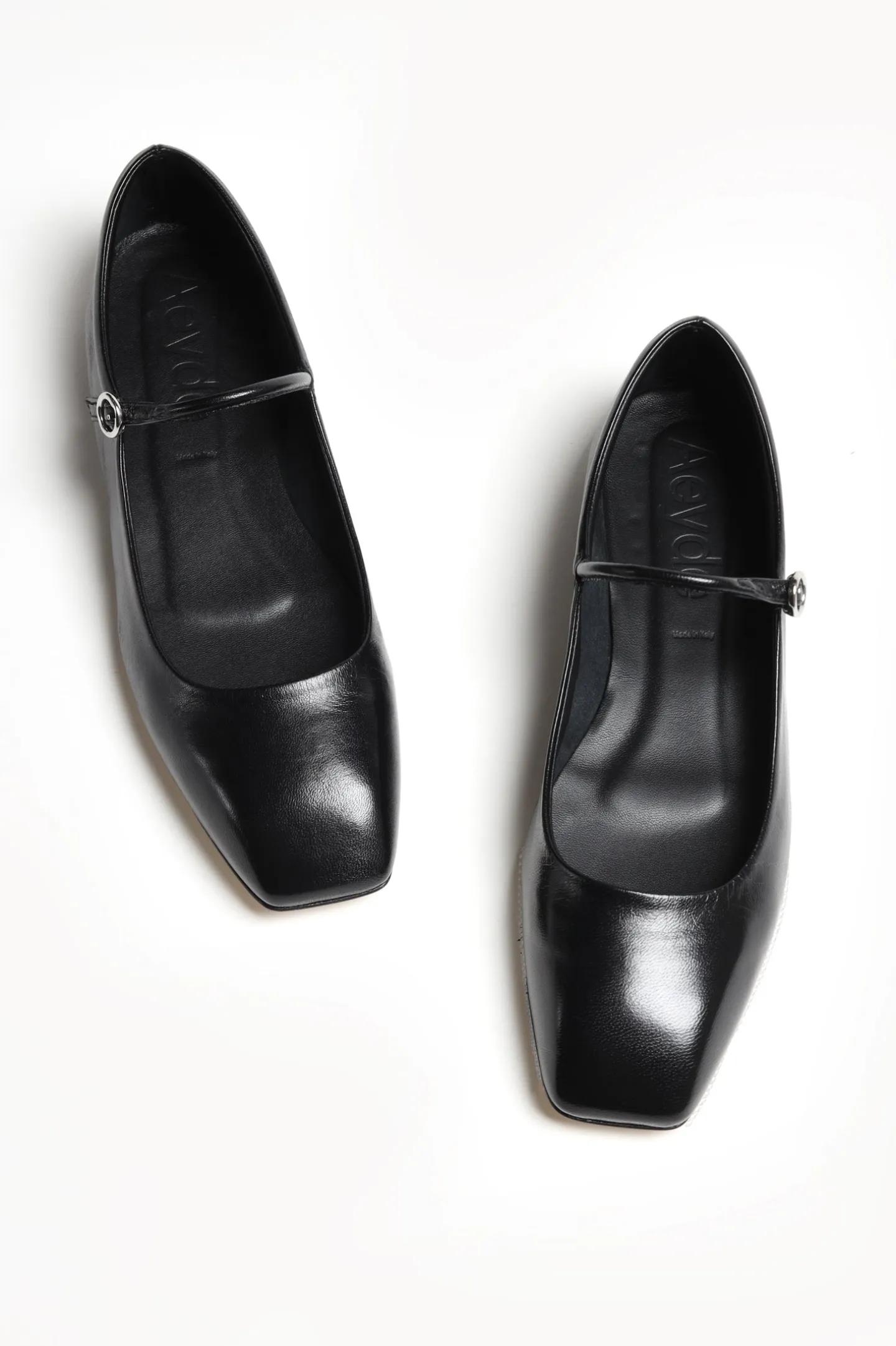 ballerinas_uma_in_schwarz_2.webp aeyde Loafer & Ballerinas<Ballerinas Uma in Schwarz