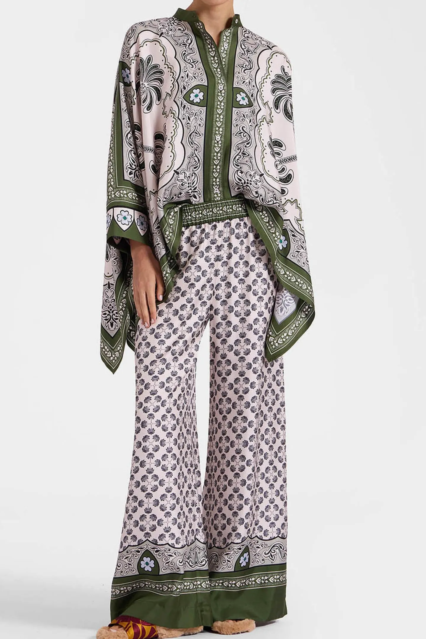 bluse_foulard_in_grn_2.webp La Double J Blusen & Tops<Bluse Foulard in Grün