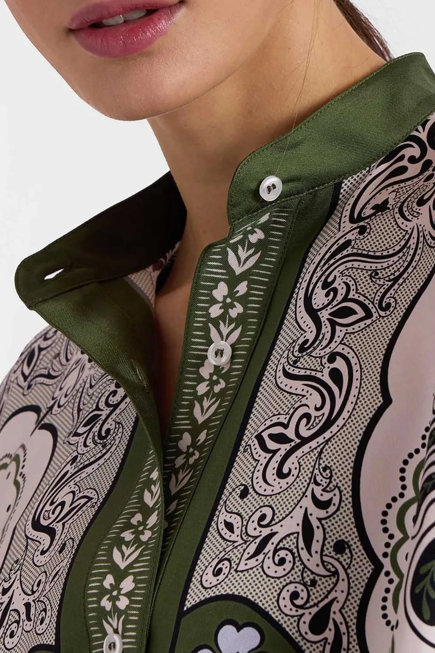 bluse_foulard_in_grn_3.webp La Double J Blusen & Tops<Bluse Foulard in Grün