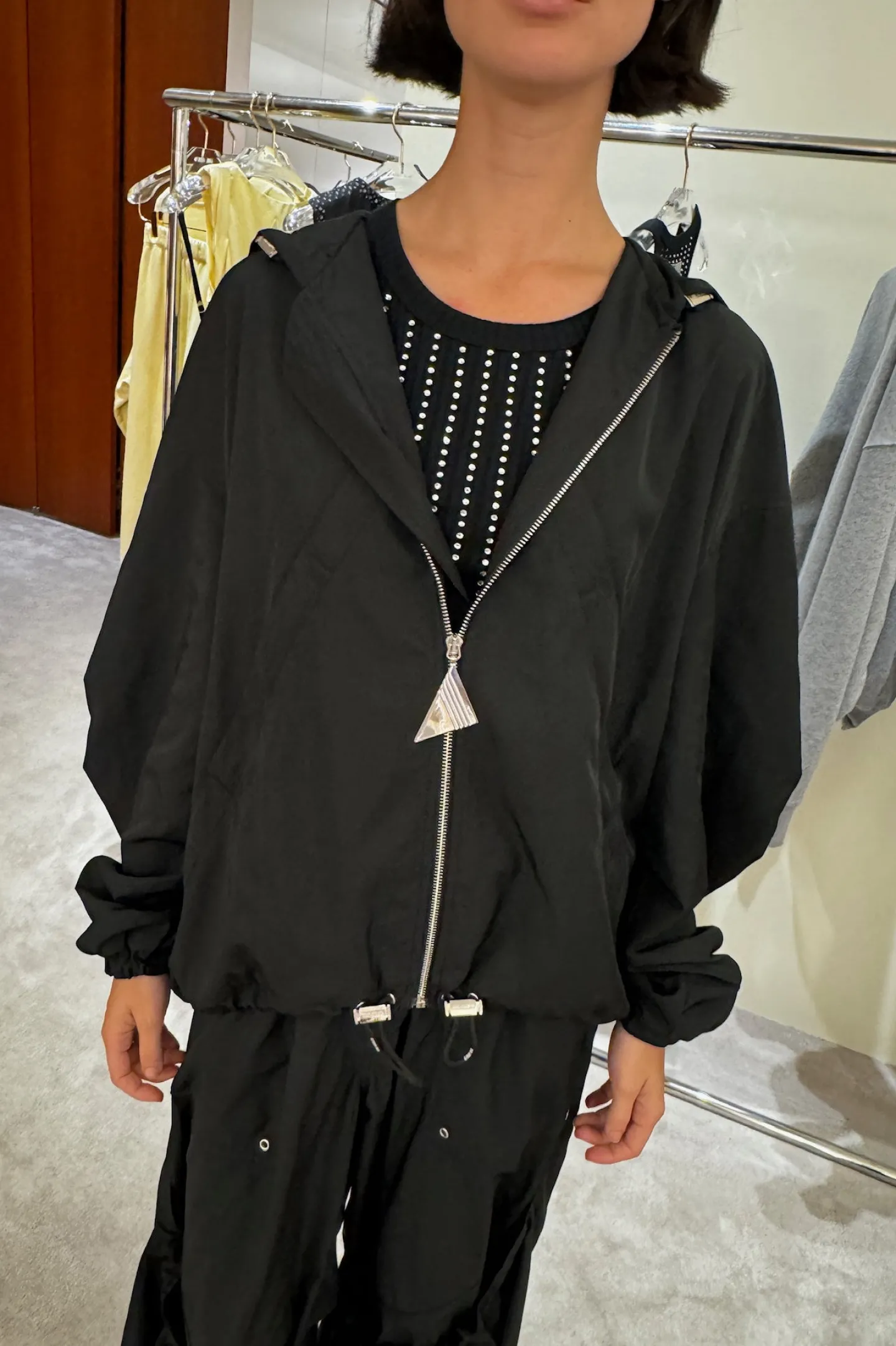 bomberjacke_nylon_in_schw_4.webp The Attico Jacken & Westen<Bomberjacke Nylon in Schwarz