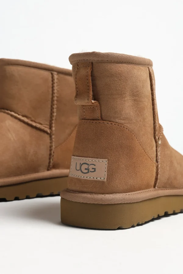 UGG Stiefel & Boots<Boots Classic Mini II in Chestnut