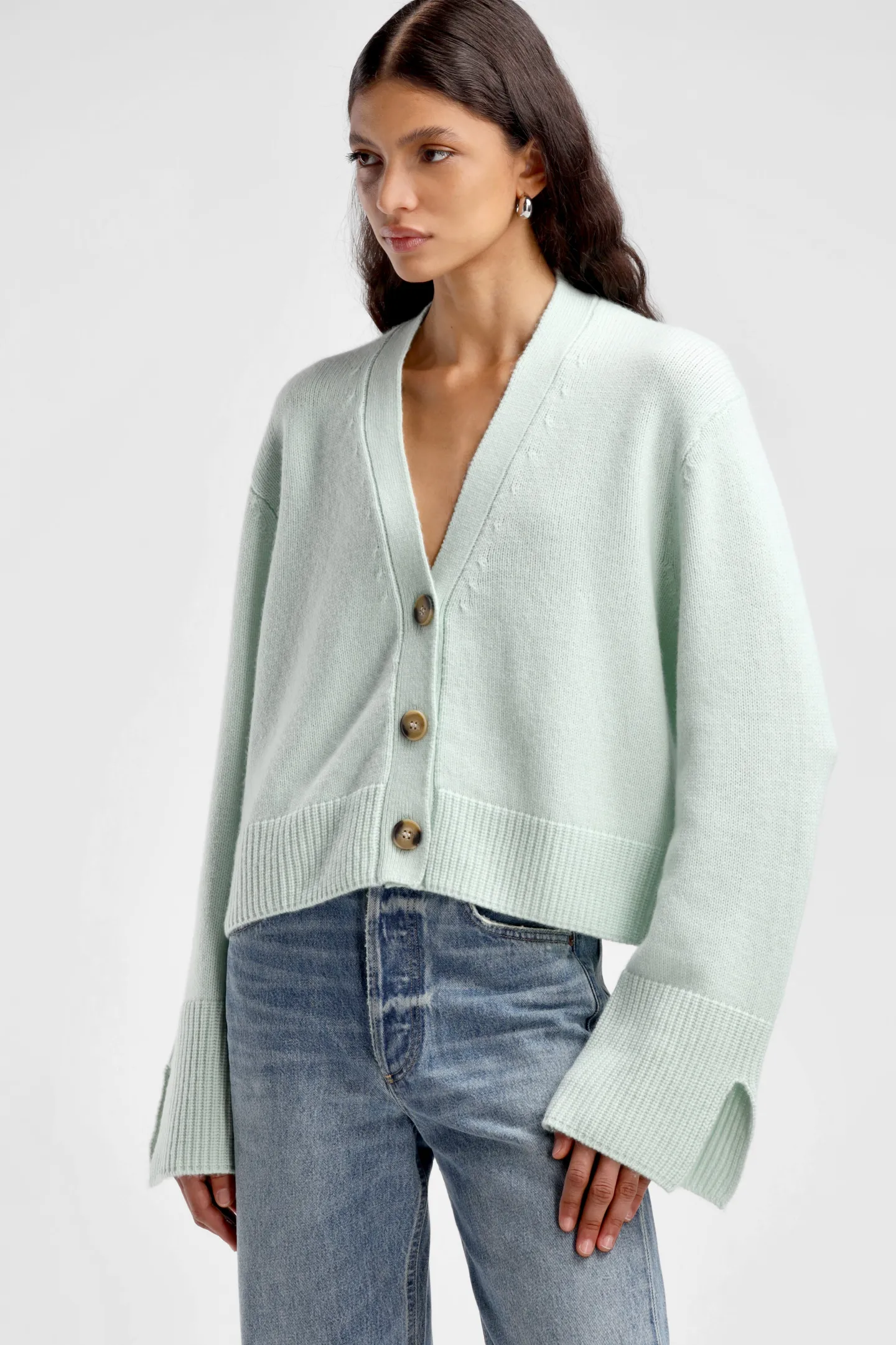 cardigan_paix_in_mint_2.webp Ladneri Strickjacken<Cardigan Paix in Mint