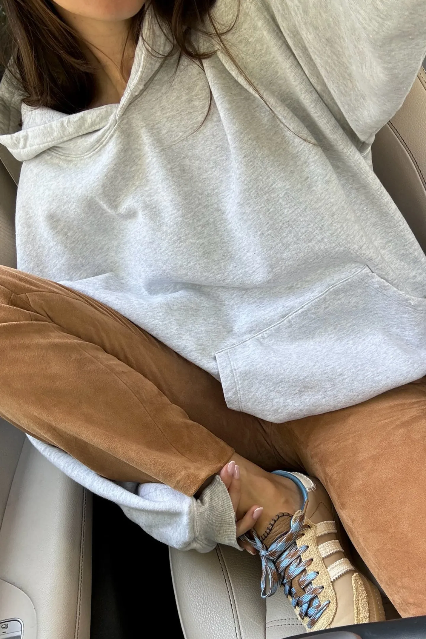 hoodie_clichy_in_grey_mel_5.webp Ladneri Hoodies & Sweatshirts<Hoodie Clichy in Grey Melange