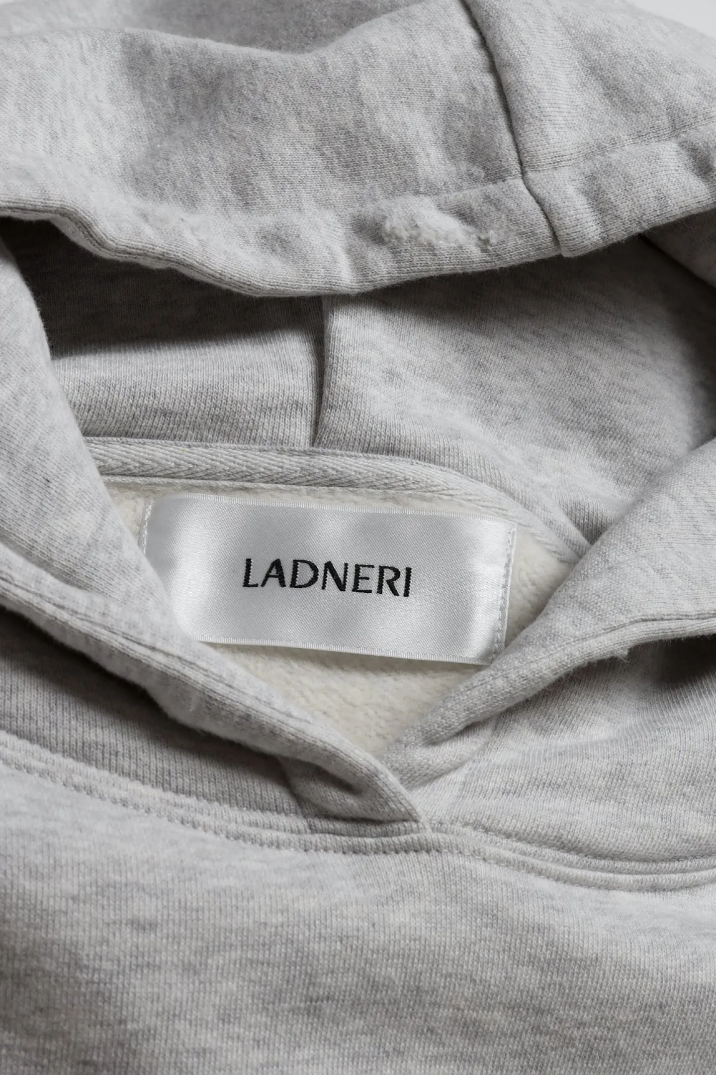 hoodie_clichy_in_grey_mel_6.webp Ladneri Hoodies & Sweatshirts<Hoodie Clichy in Grey Melange