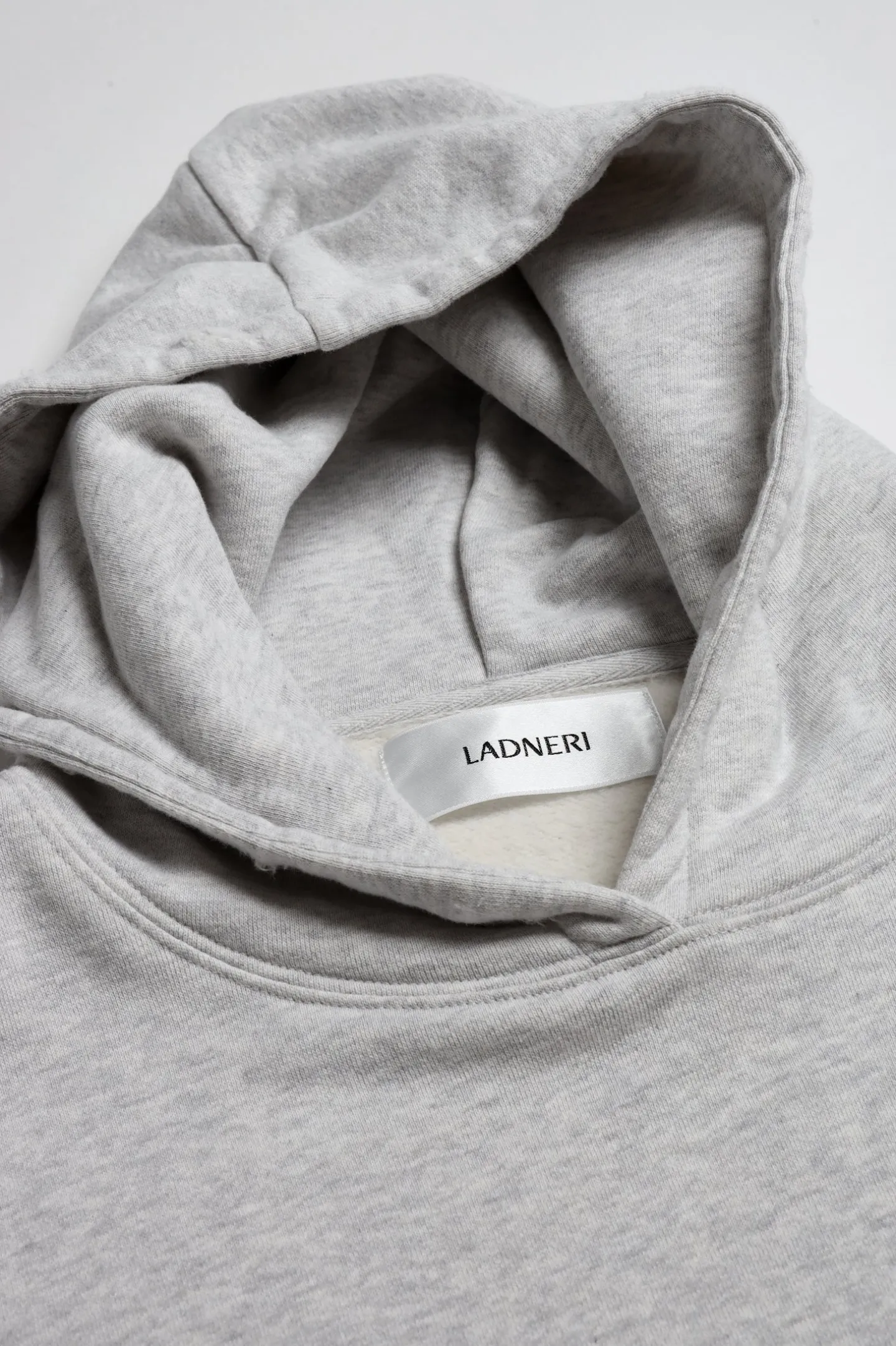 hoodie_clichy_in_grey_mel_8.webp Ladneri Hoodies & Sweatshirts<Hoodie Clichy in Grey Melange