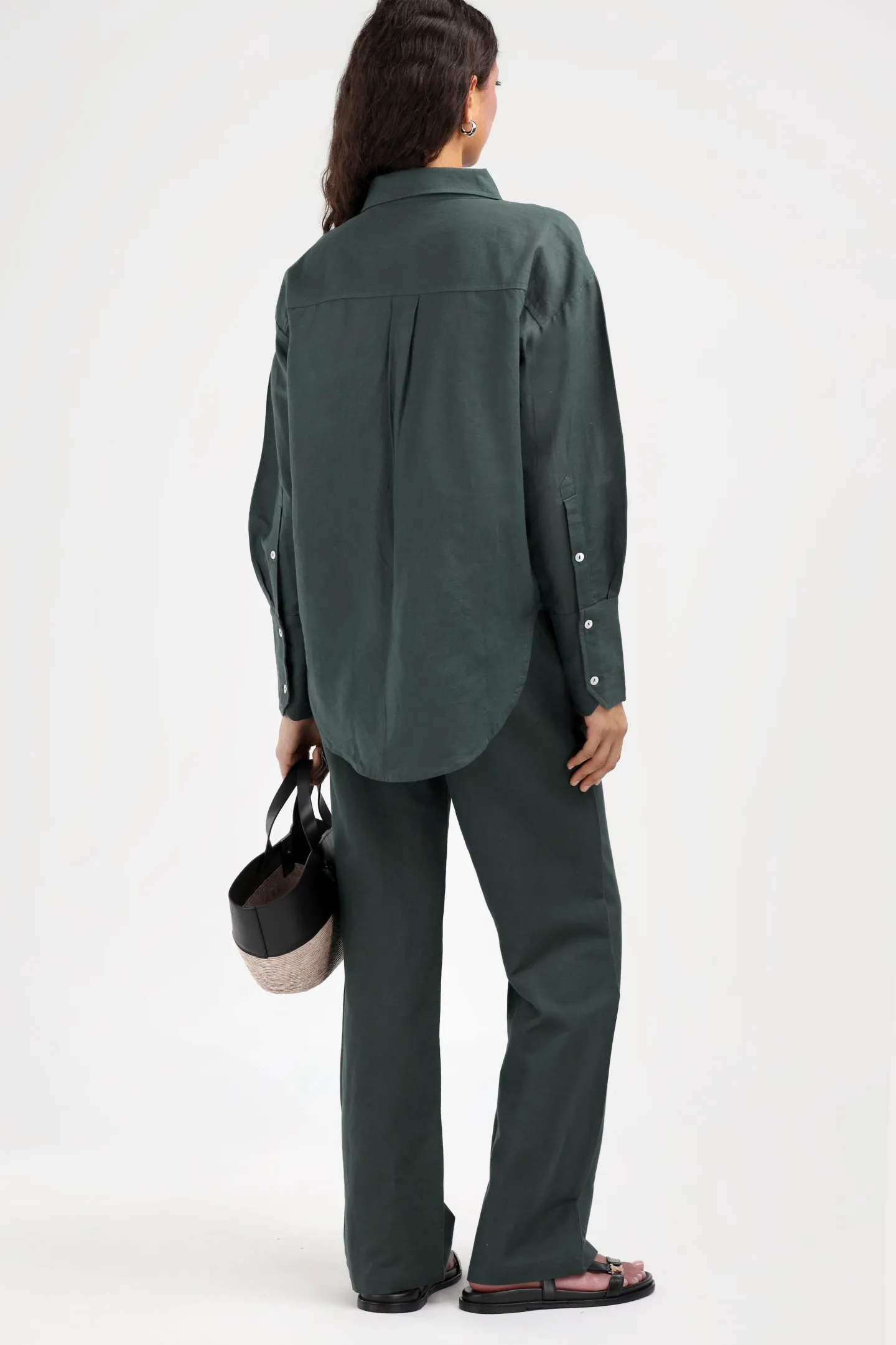 hose_chambord_in_dusty_ol_3.webp Ladneri Hosen & Jumpsuits<Hose Chambord in Dusty Olive