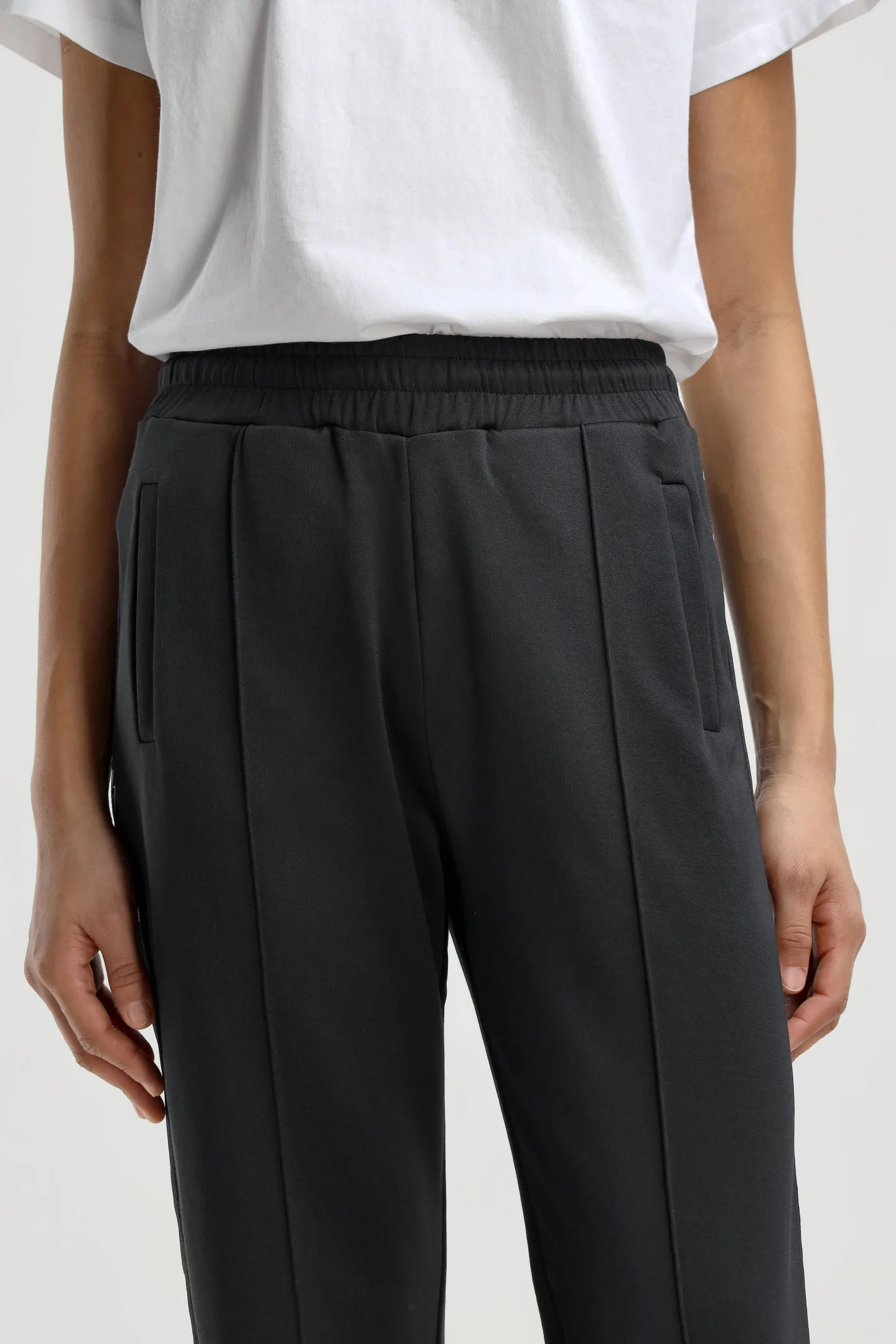 hose_la_concorde_in_schwa_3.webp Ladneri Hosen & Jumpsuits<Hose La Concorde in Schwarz