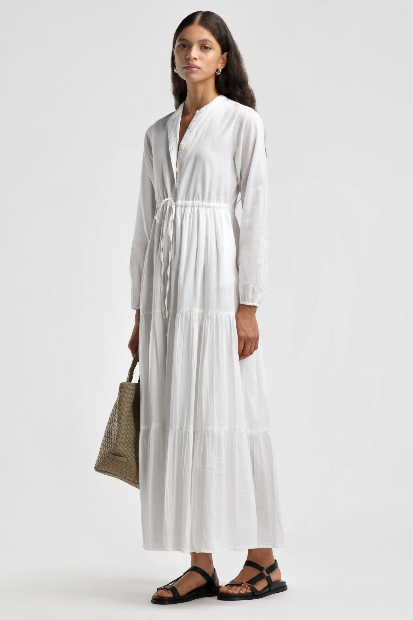 kleid_dazur_in_wei_1.webp Ladneri Kleider<Kleid d'Azur in Weiß