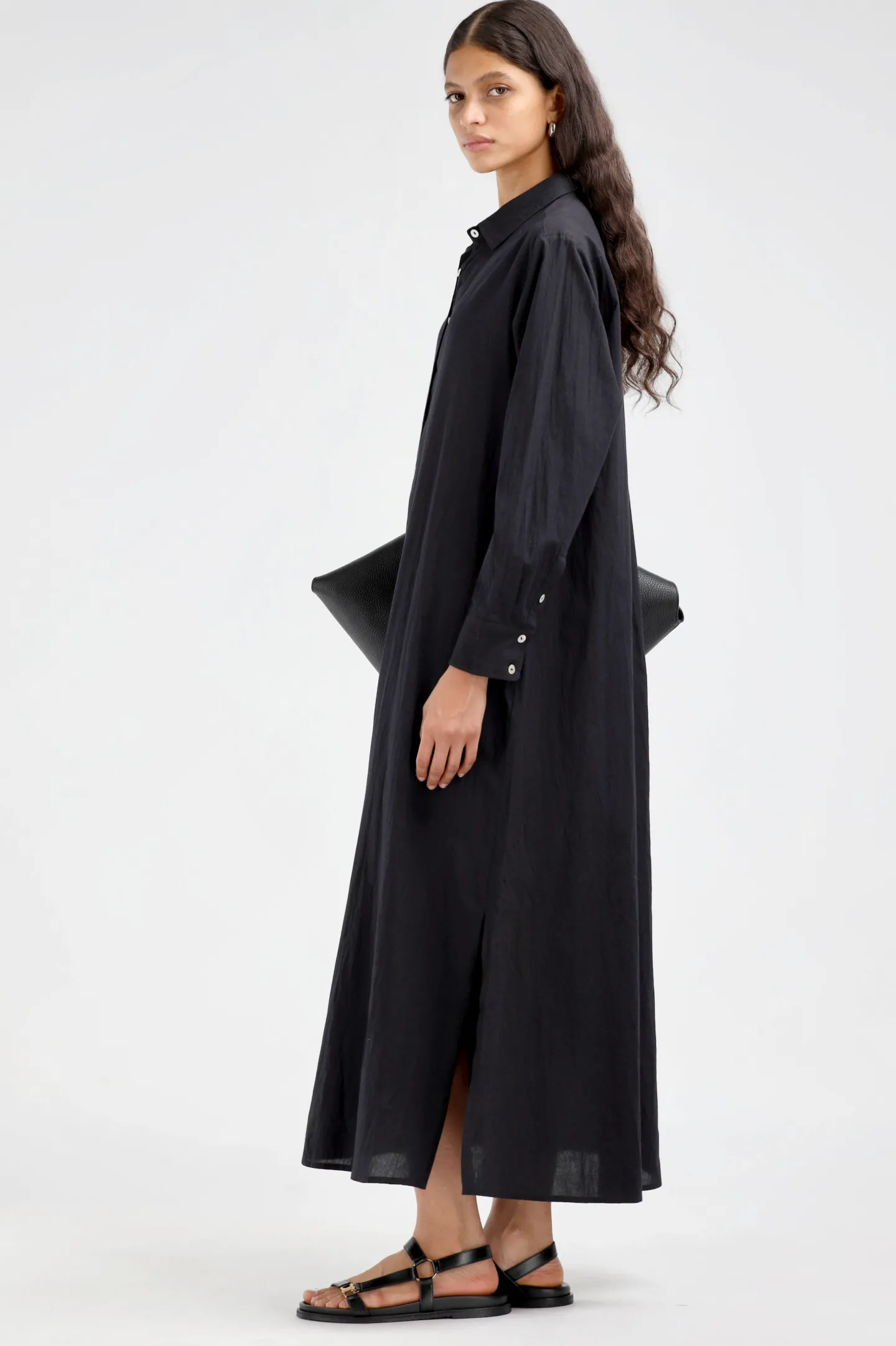 kleid_lavenue_in_schwarz_2.webp Ladneri Kleider<Kleid L'Avenue in Schwarz