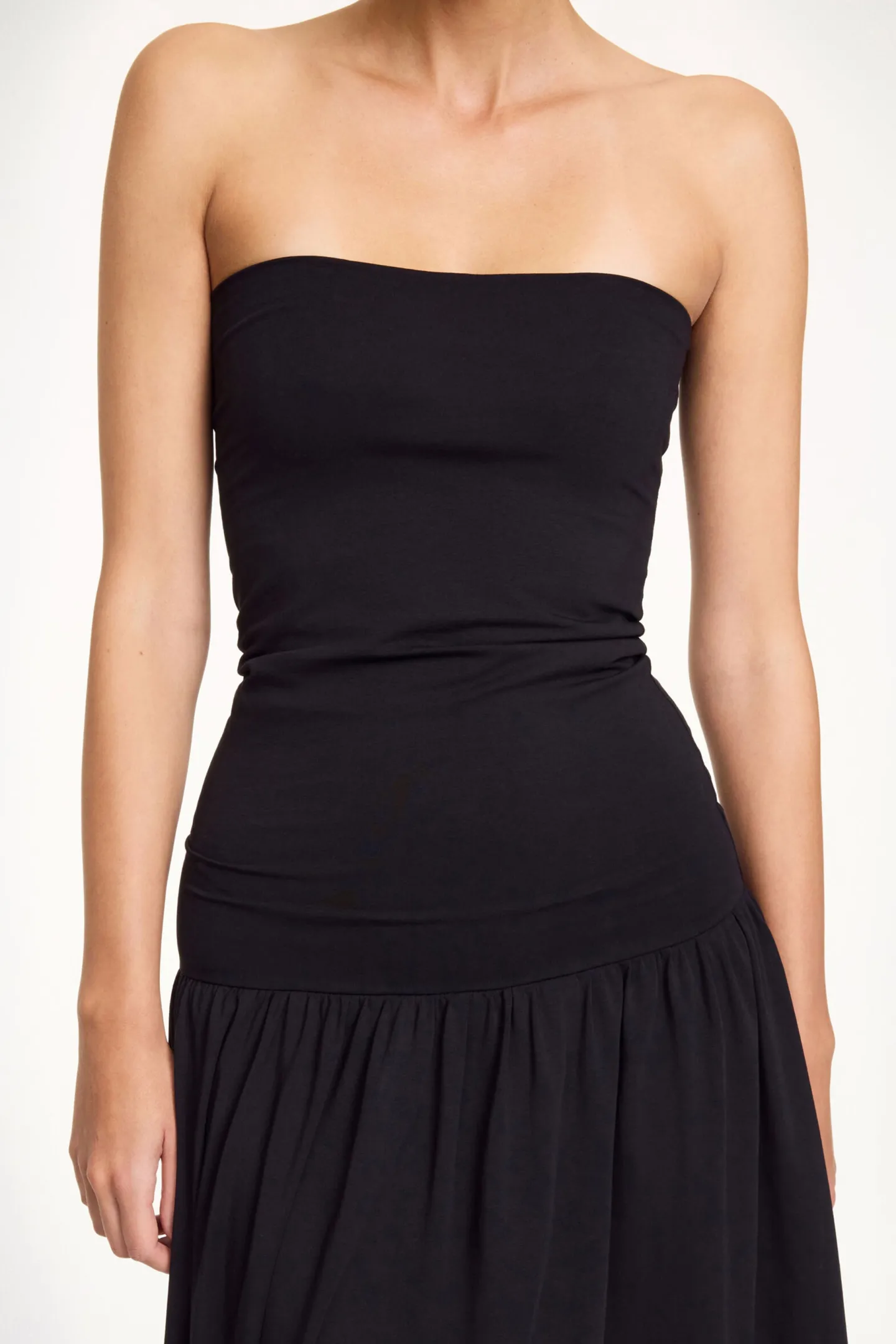 kleid_marciella_in_schwar_2.webp by Malene Birger Kleider<Kleid Marciella in Schwarz