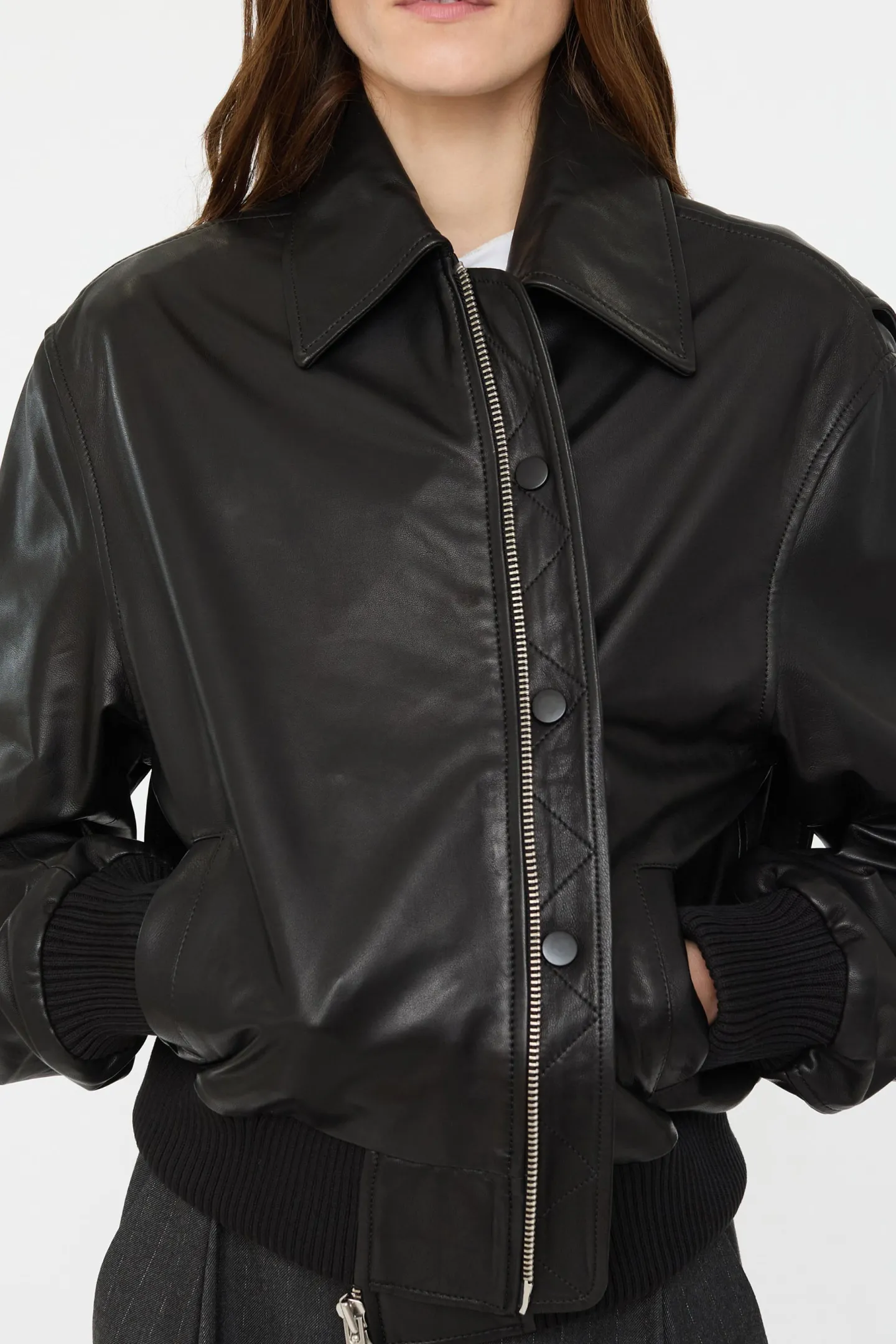 lederbomberjacke_in_schwa_2.webp Christopher Esber Jacken & Westen<Lederbomberjacke in Schwarz