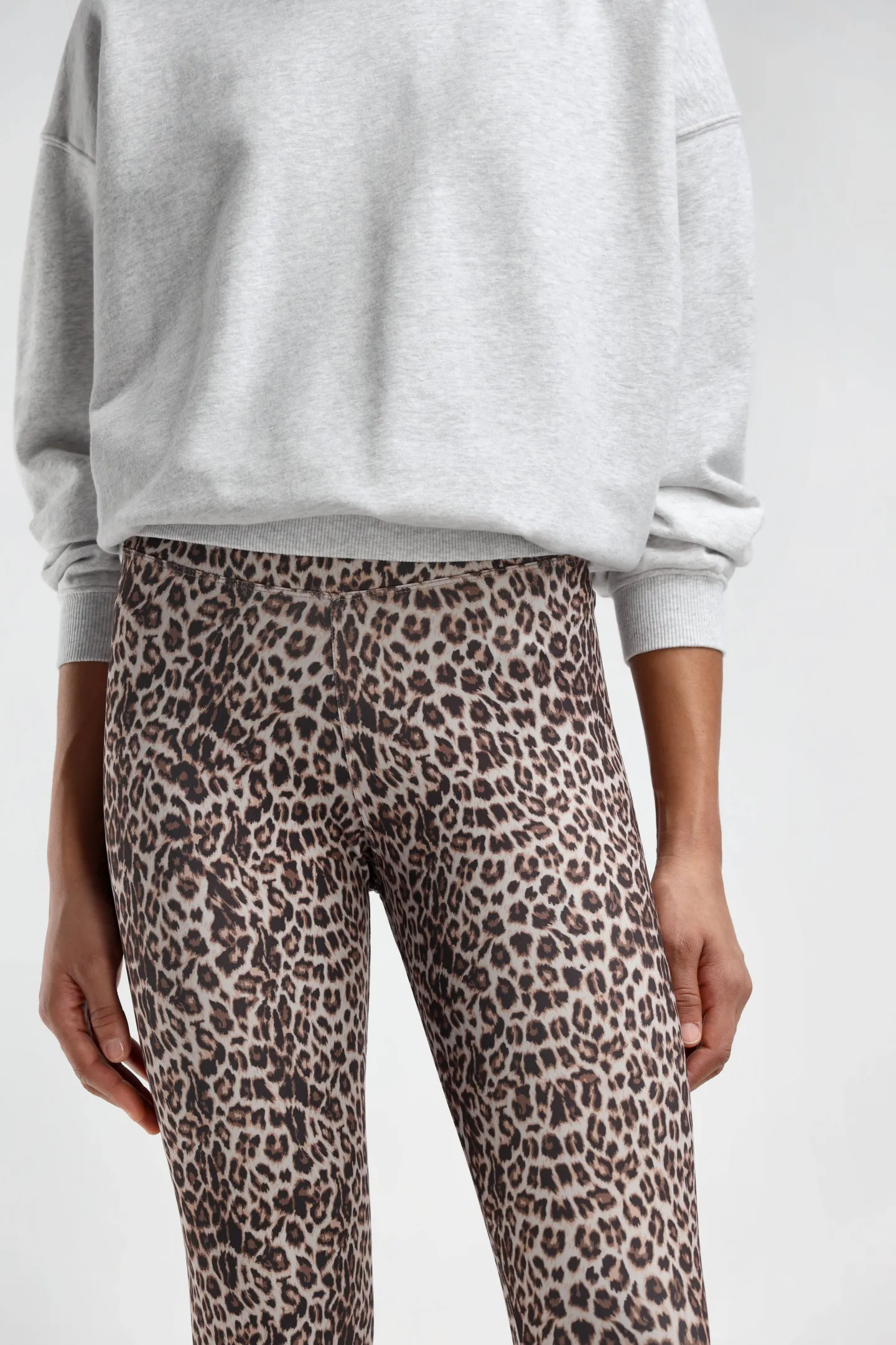 leggings_lopard_in_natura_3.webp Ladneri Hosen & Jumpsuits<Leggings Léopard in Natural