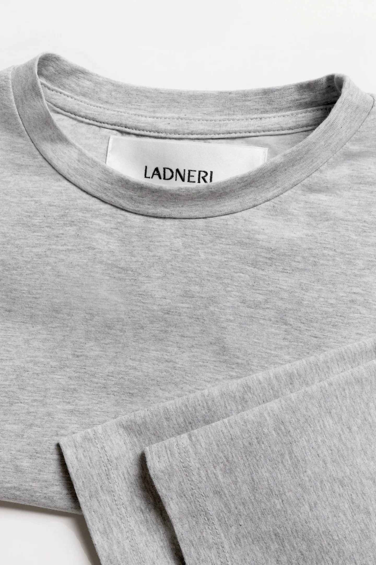 longsleeve_arene_in_grey__8.webp Ladneri Shirts, Tank Tops & Longsleeves<Longsleeve Arene in Grey Melange