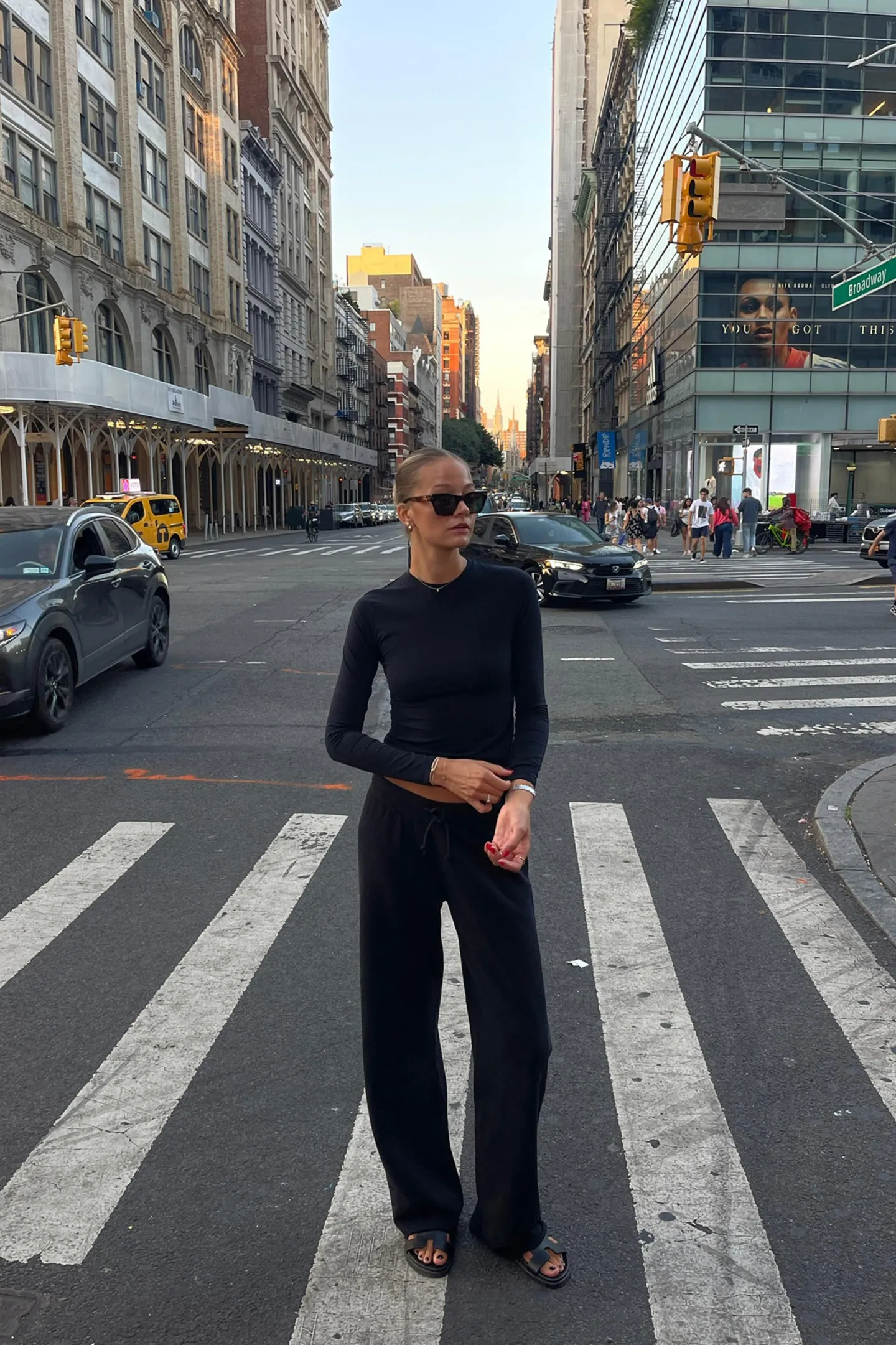 longsleeve_arene_in_schwa_5.webp Ladneri Shirts, Tank Tops & Longsleeves<Longsleeve Arene in Schwarz
