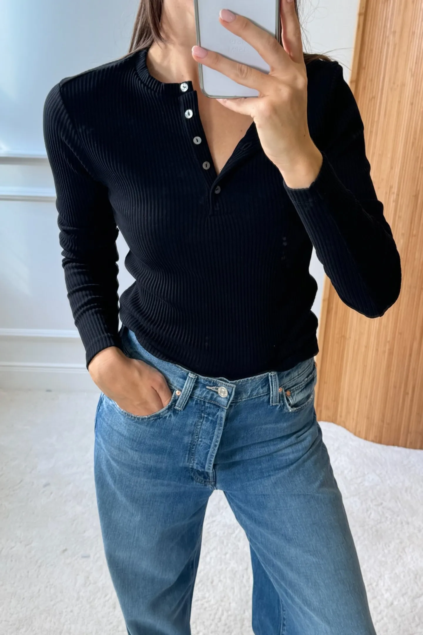longsleeve_bandol_in_schw_5.webp Ladneri Shirts, Tank Tops & Longsleeves<Longsleeve Bandol in Schwarz