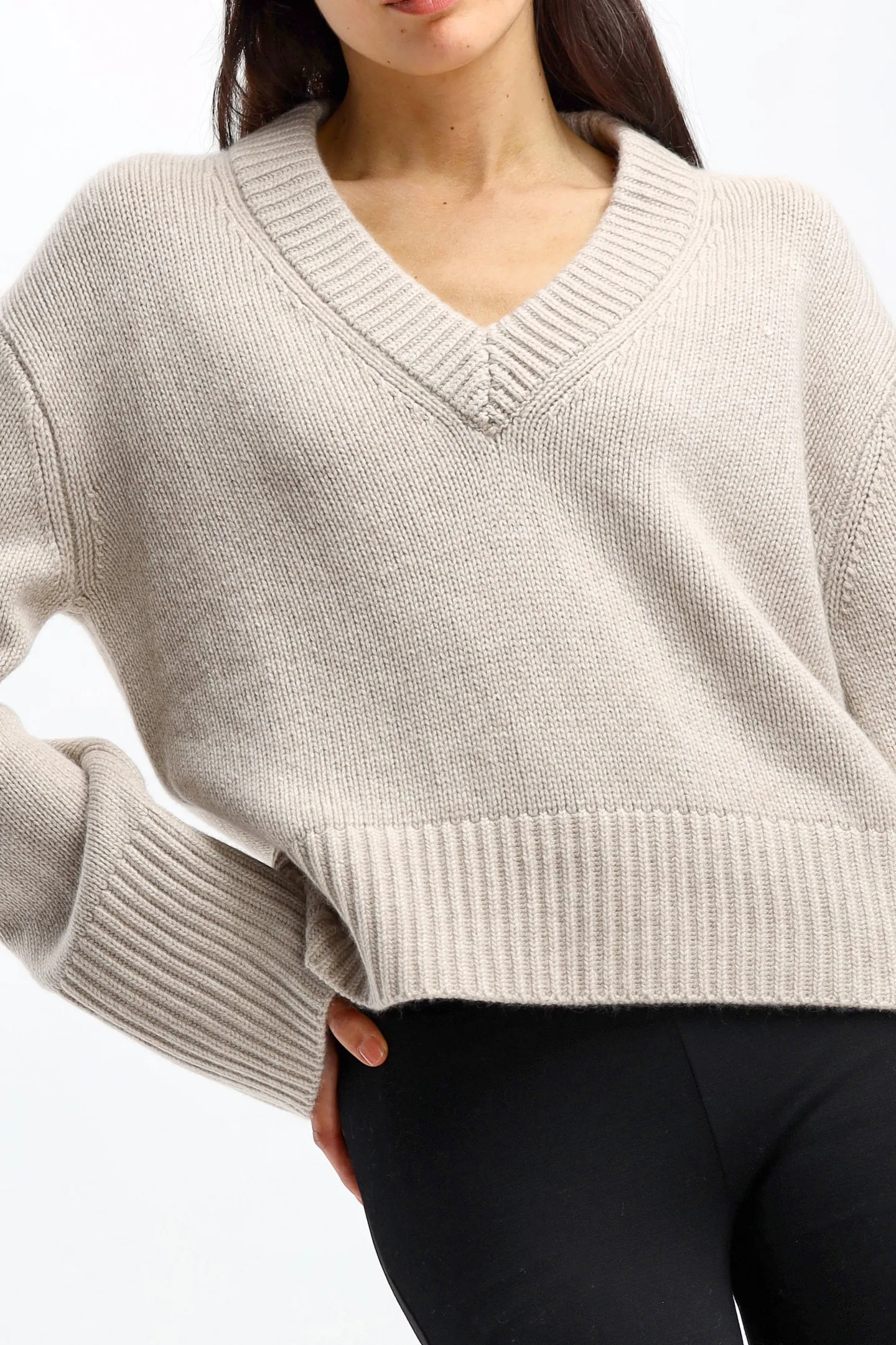 pullover_aletta_in_sand_2.webp Lisa Yang Pullover<Pullover Aletta in Sand