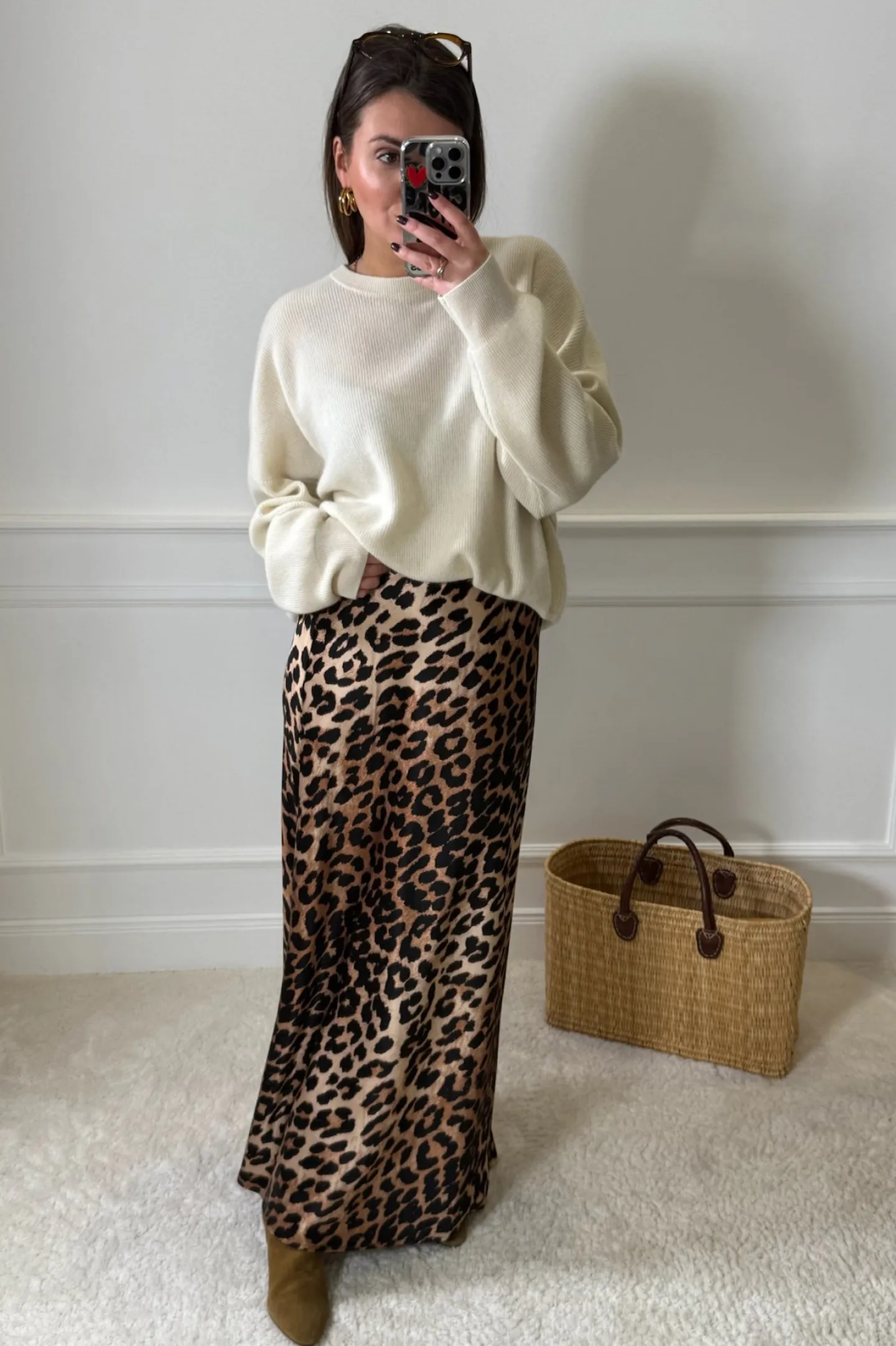 pullover_louvre_in_wei_2.webp Ladneri Pullover<Pullover Louvre in Weiß