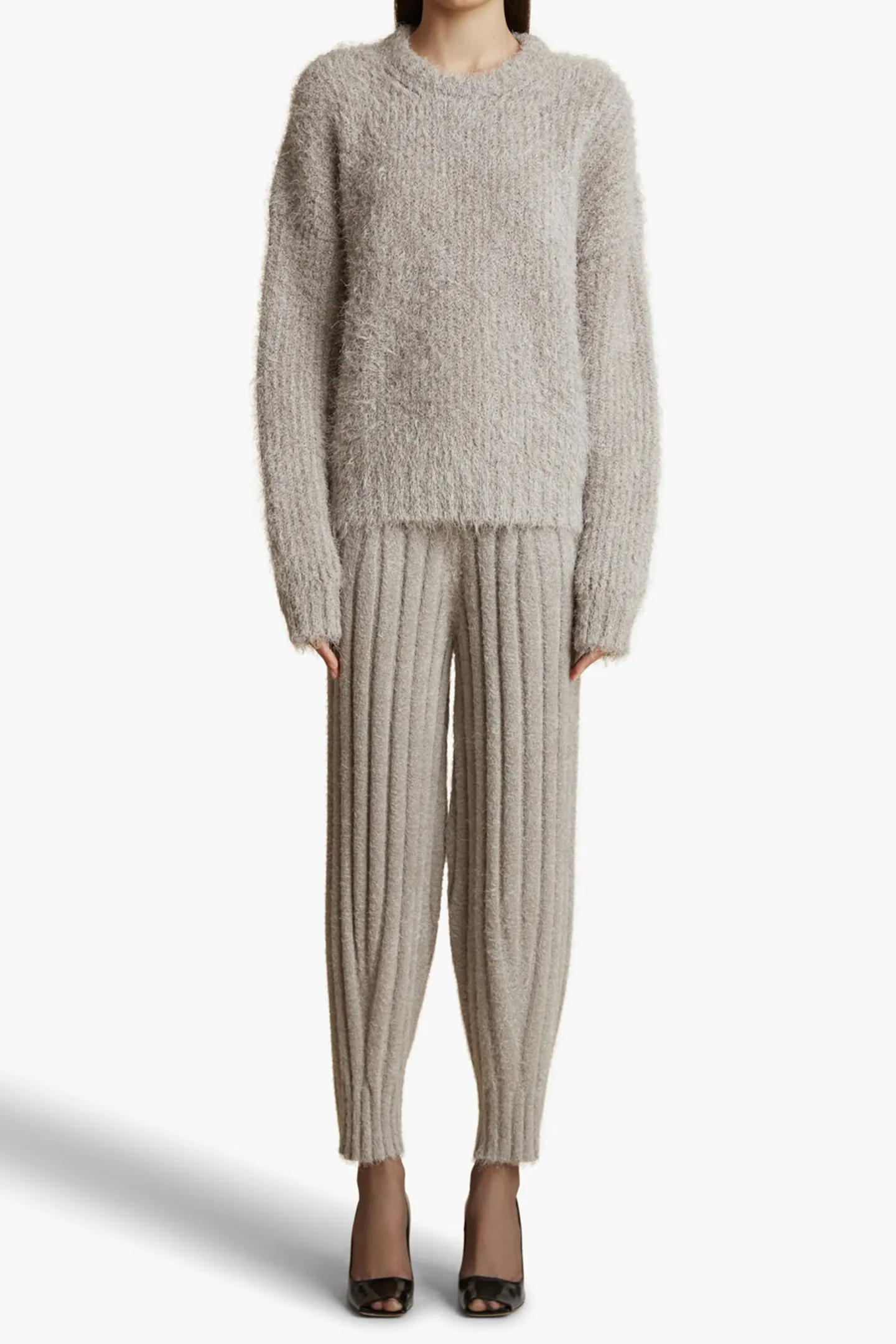 pullover_manuela_in_light_2.webp Khaite Pullover<Pullover Manuela in Light Taupe