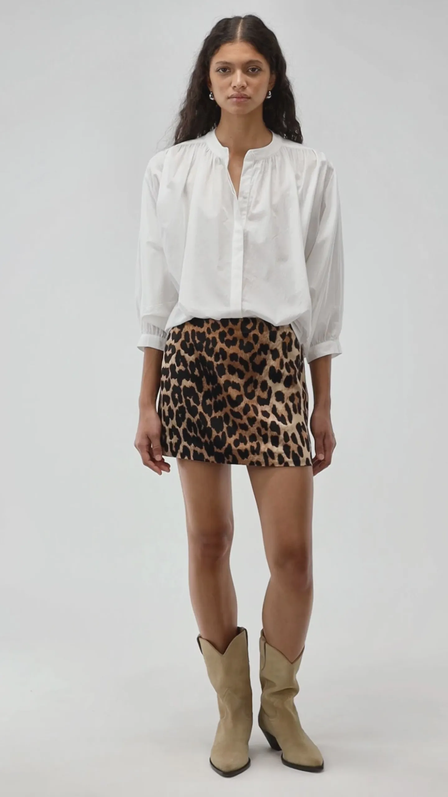 rock_cassis_in_leopard_4.webp Ladneri Röcke<Rock Cassis in Leopard