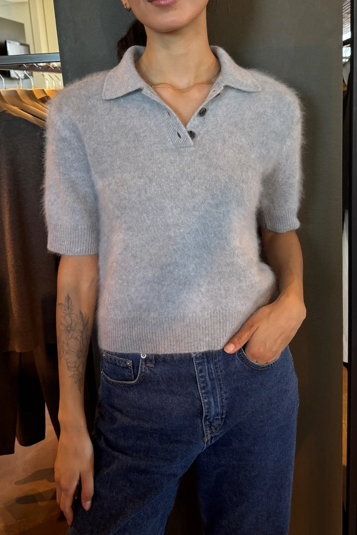 stricktop_carolyn_in_brus_1.webp Lisa Yang Pullover<Stricktop Carolyn in Brushed Cloudy