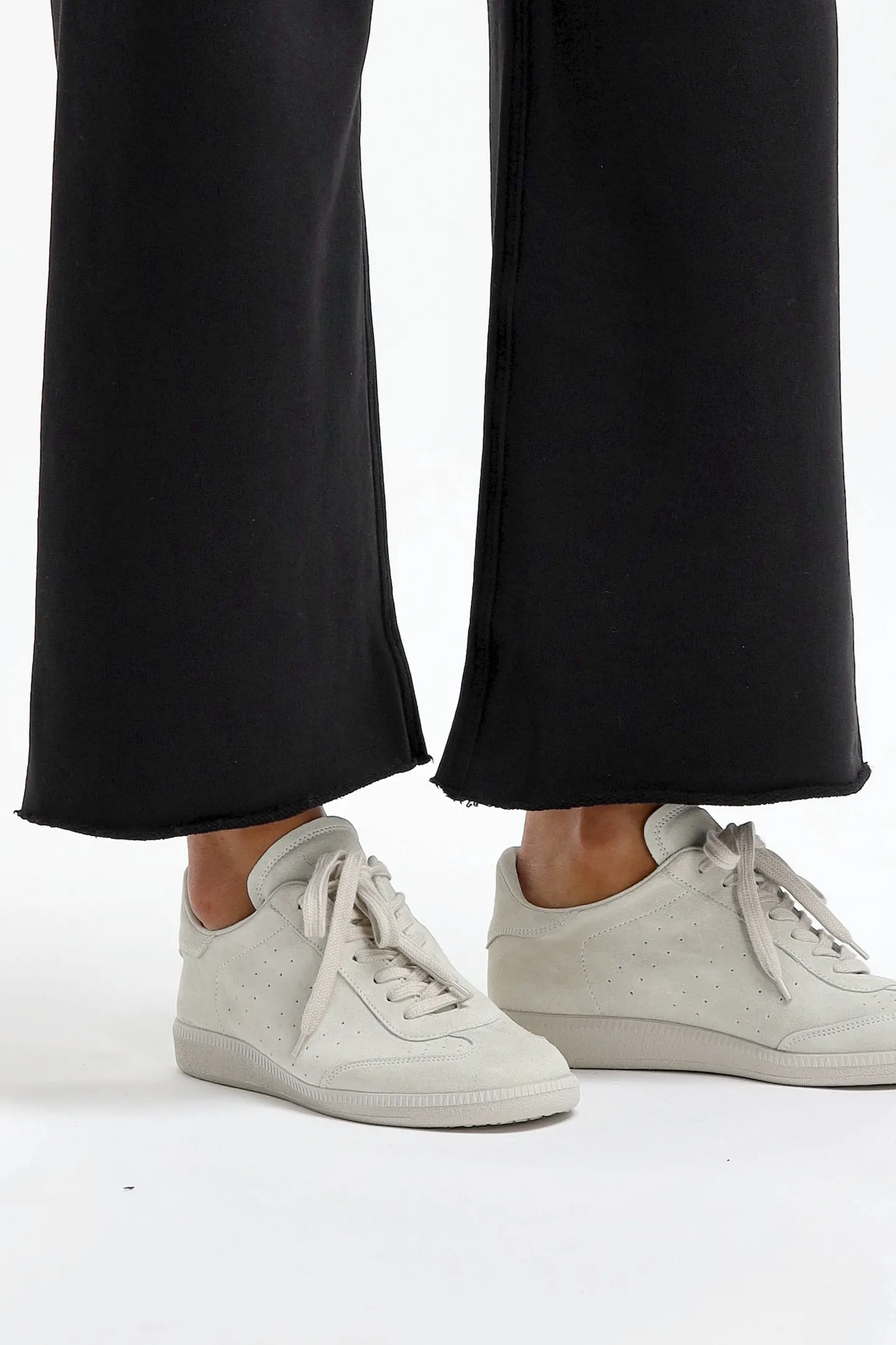 sweatpants_kiki_in_washed_4.webp Nili Lotan Hosen & Jumpsuits<Sweatpants Kiki in Washed Black