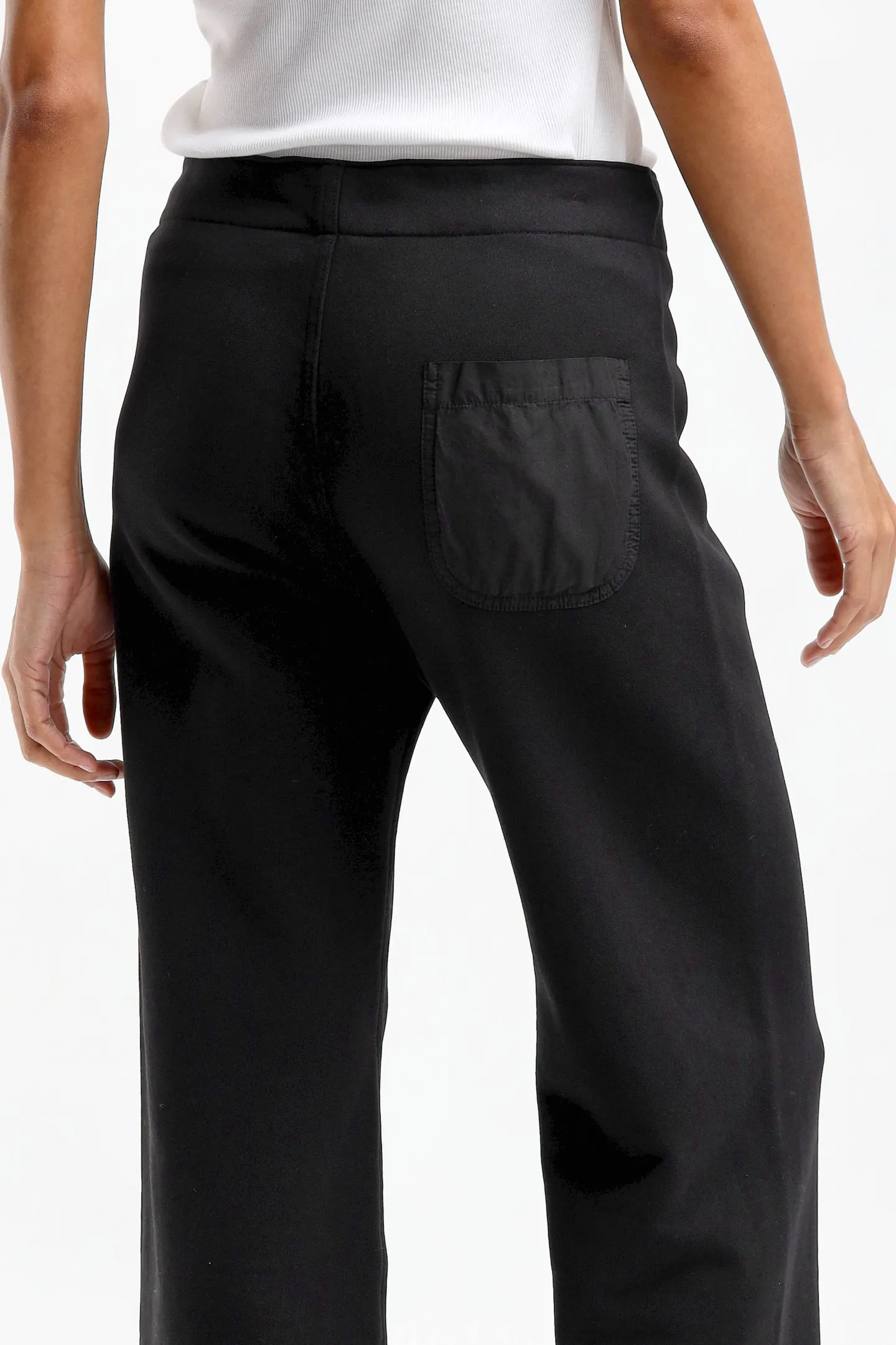 sweatpants_kiki_in_washed_5.webp Nili Lotan Hosen & Jumpsuits<Sweatpants Kiki in Washed Black