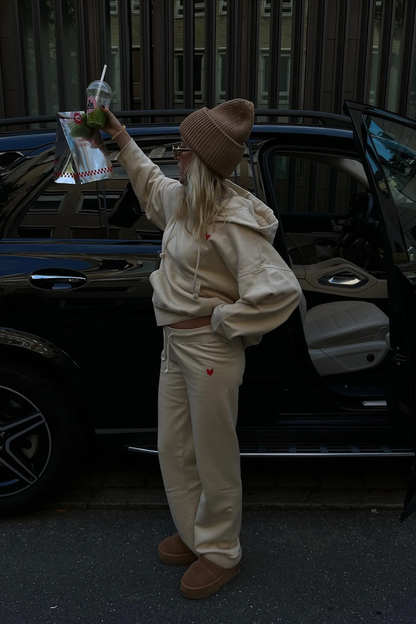 sweatsuit_open_seam_in_bl_1.webp Anita Hass Hoodies & Sweatshirts<Sweatsuit Open Seam in Bleached Sand