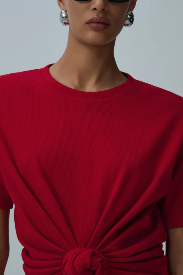 Magda Butrym Shirts, Tank Tops & Longsleeves<T-Shirt Knotted in Rot