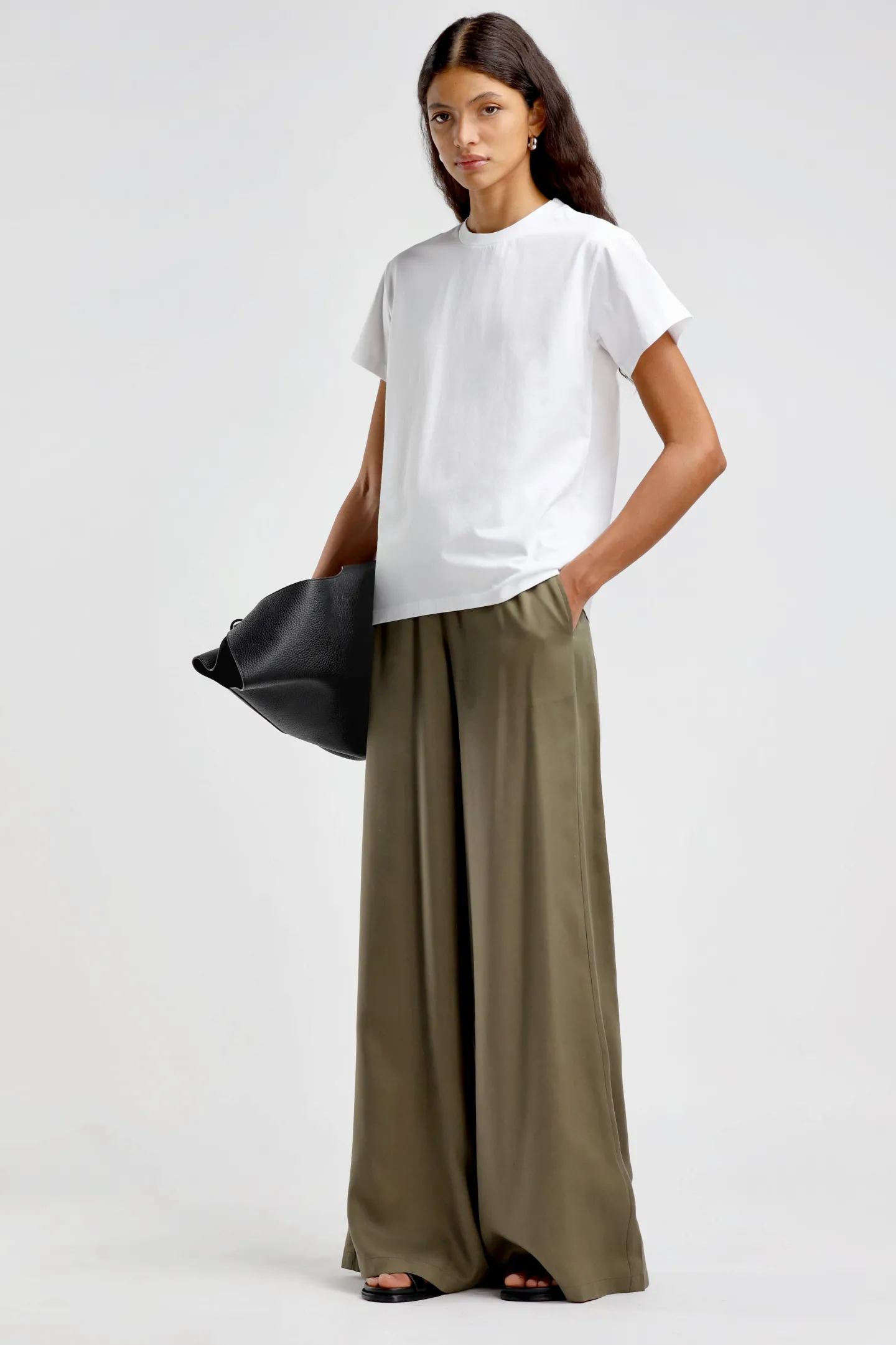 tshirt_le_mont_in_wei_1.webp Ladneri Shirts, Tank Tops & Longsleeves<T-Shirt Le Mont in Weiß