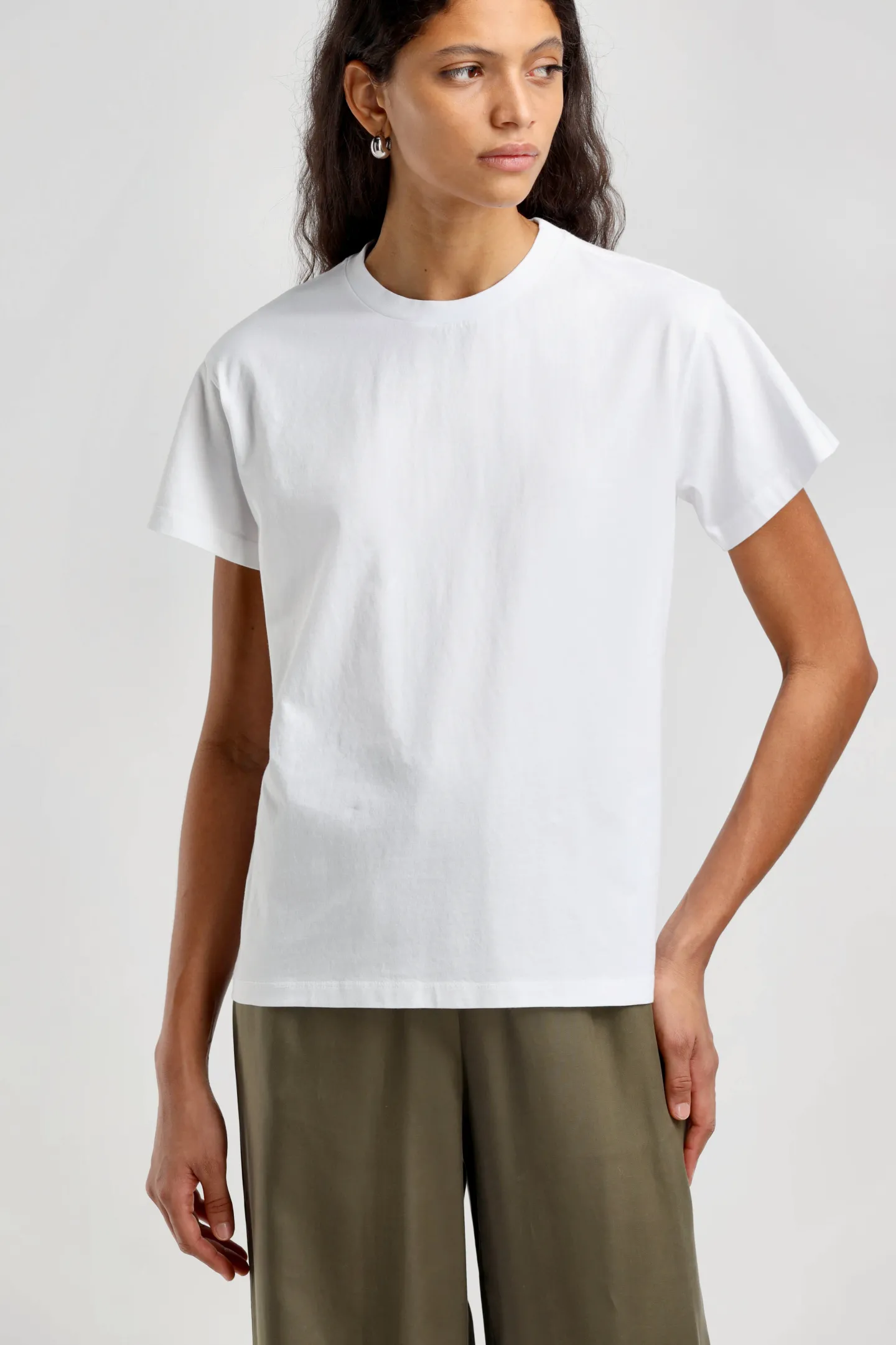 tshirt_le_mont_in_wei_2.webp Ladneri Shirts, Tank Tops & Longsleeves<T-Shirt Le Mont in Weiß