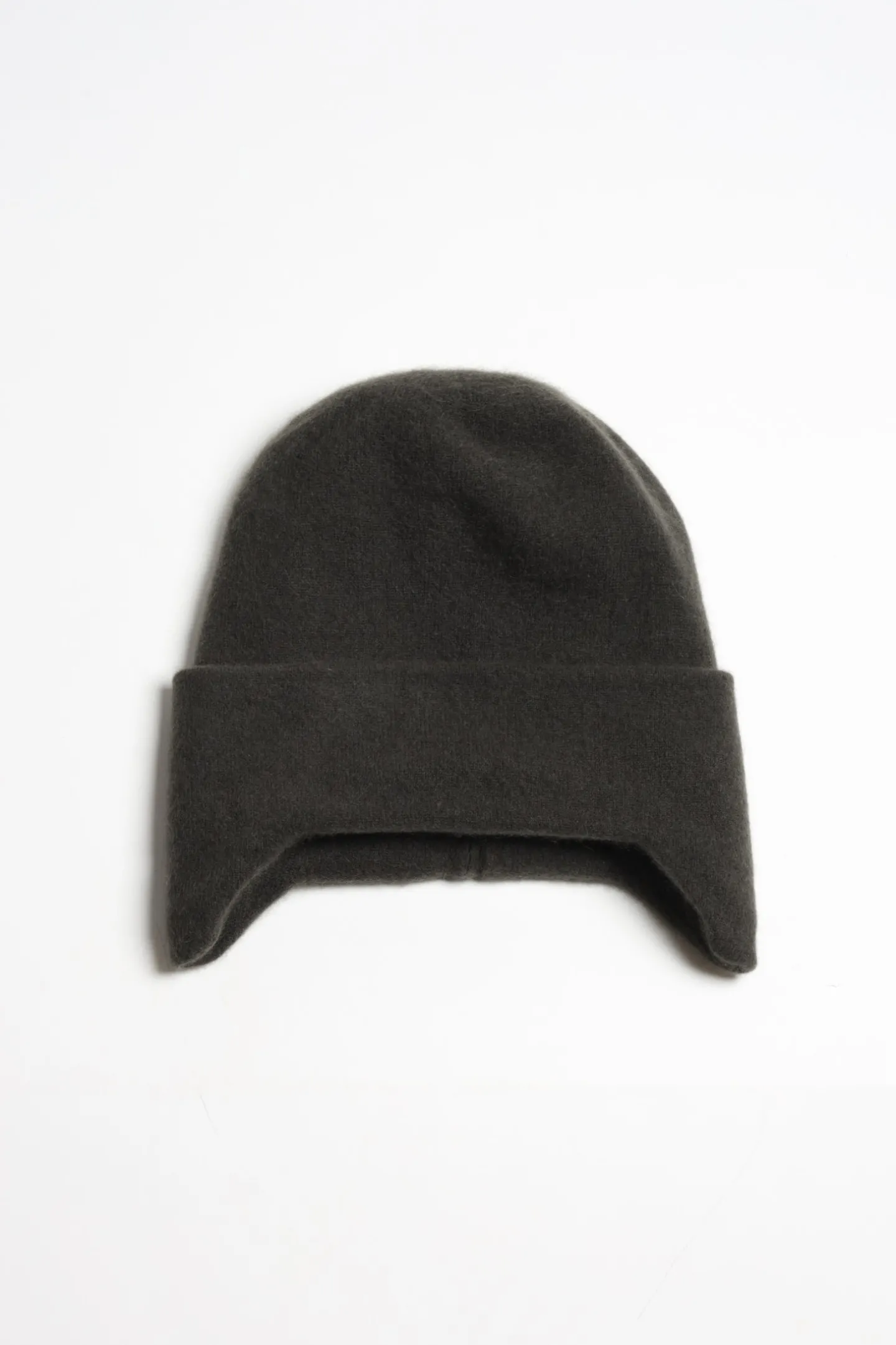 beanie_face_lift_in_black_0.webp Frenckenberger Caps & Mützen<Beanie Face Lift in Black Olive