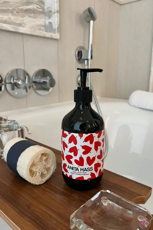 Anita Hass Home<Hand/Body Wash 'Heart' Ginger & Smoky Cardamom
