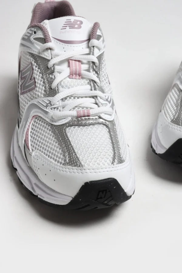 New Balance Sneaker | Low Top<Sneaker 530 in Rose White/Silver Metallic