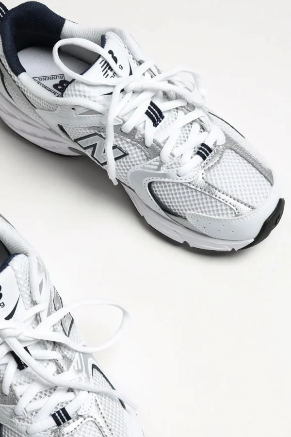 New Balance Sneaker | Low Top<Sneaker 530 in Weiß/Indigo