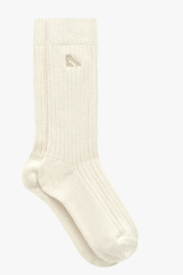 Autry Socken<Socken Embroidery in Ecru