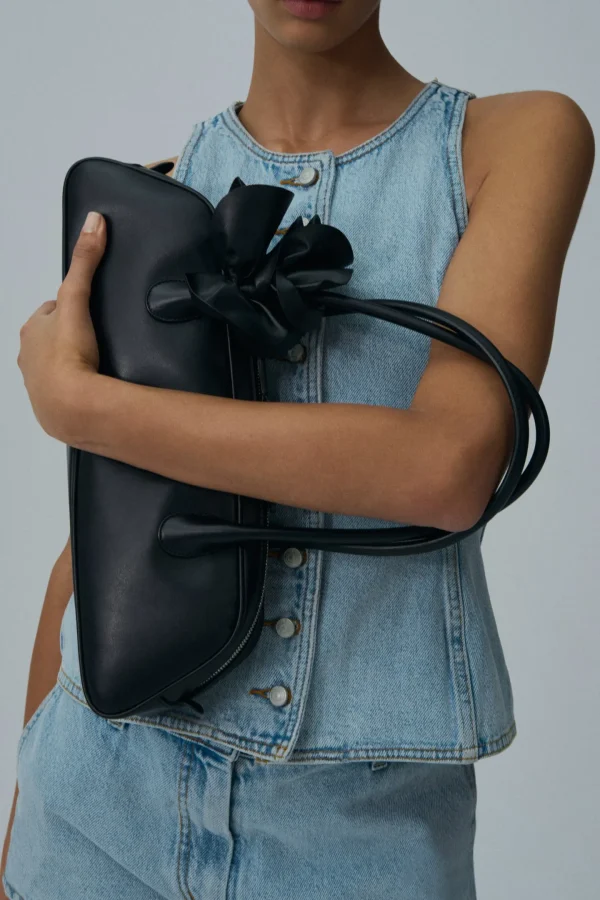 Magda Butrym Schultertaschen | Handtaschen<Tasche Brigitte in Schwarz