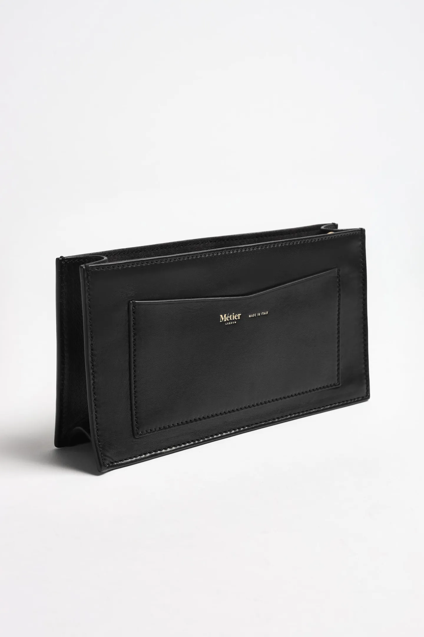 tasche_ease_nappa_in_schw_5.webp Métier Crossbody | Clutches & Pouches<Tasche Ease Nappa in Schwarz