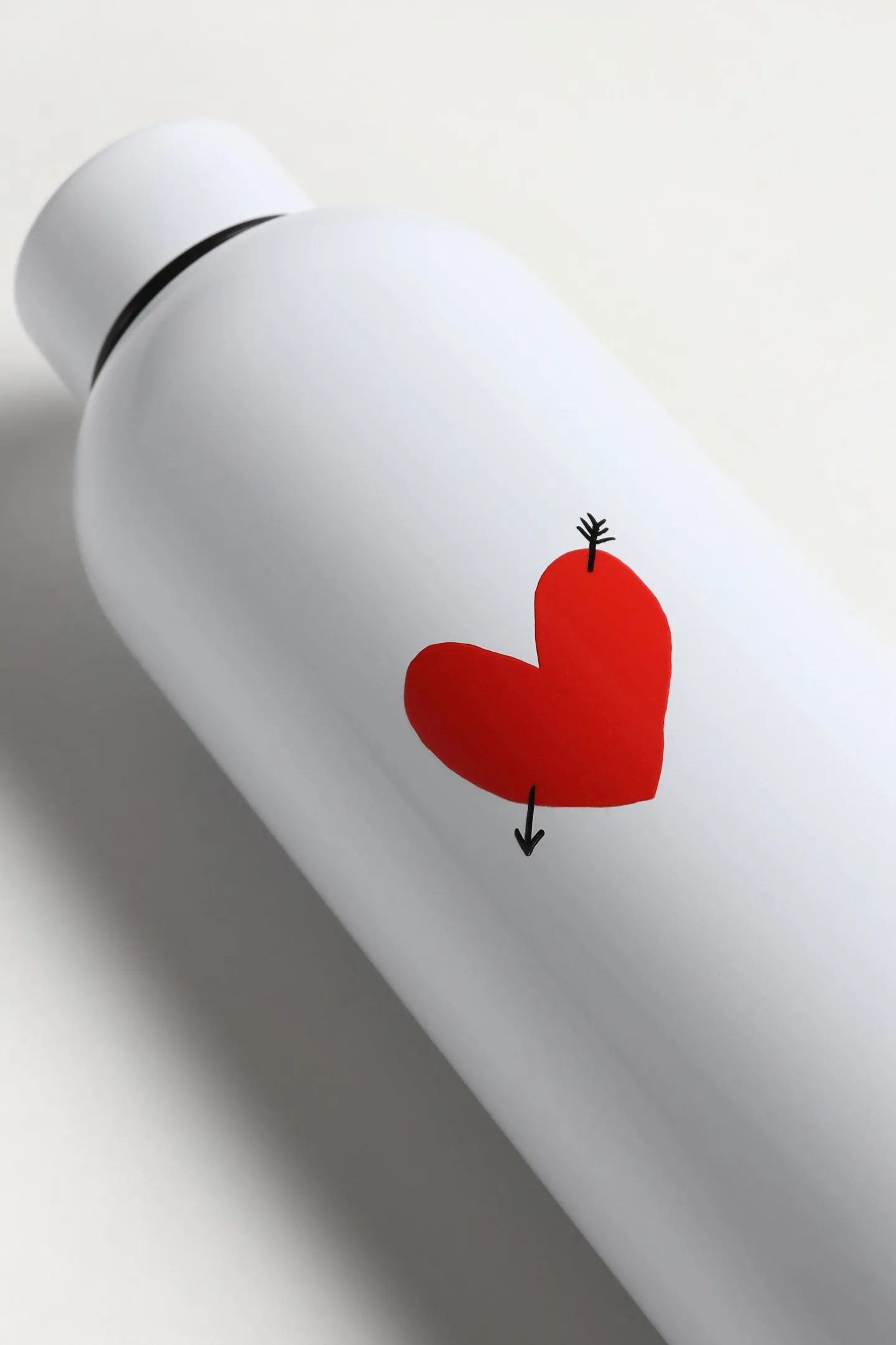 trinkflasche_heart_in_wei_4.webp Anita Hass Gym Home<Trinkflasche 'Heart' in Weiß